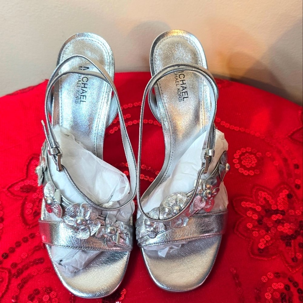 Michael Kors Tricia Sandal Silver Metallic Leather Flower Ankle Strap